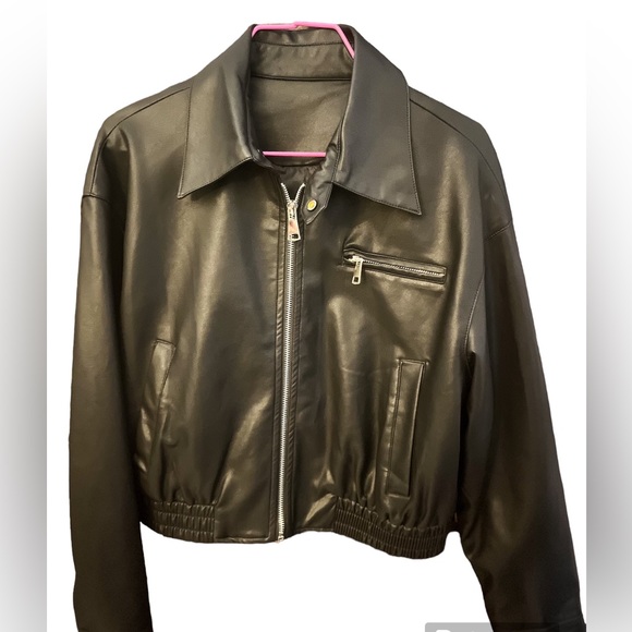 Moto Style Faux Leather Jacket - Picture 4 of 9